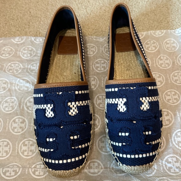 Tory Burch Shoes - Picture 9 of 16